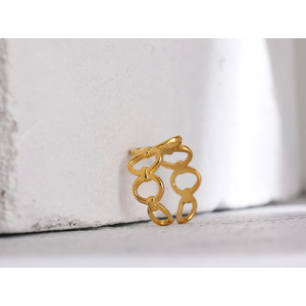 Gianna Ring