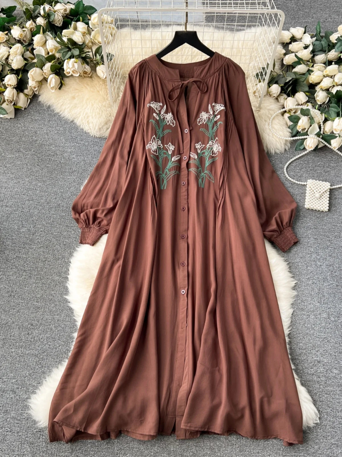 Qadira Embroidered Loose Tunic Dress