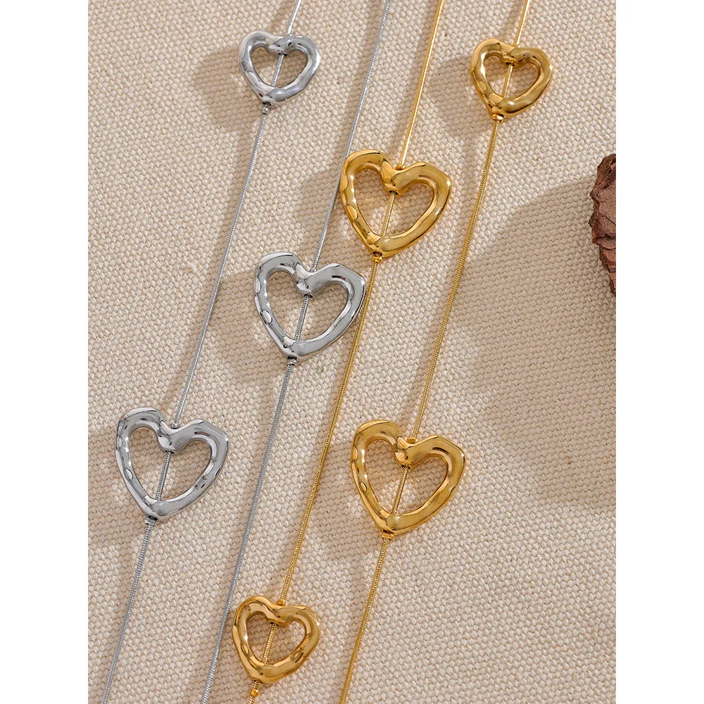 Callie Heart Necklace