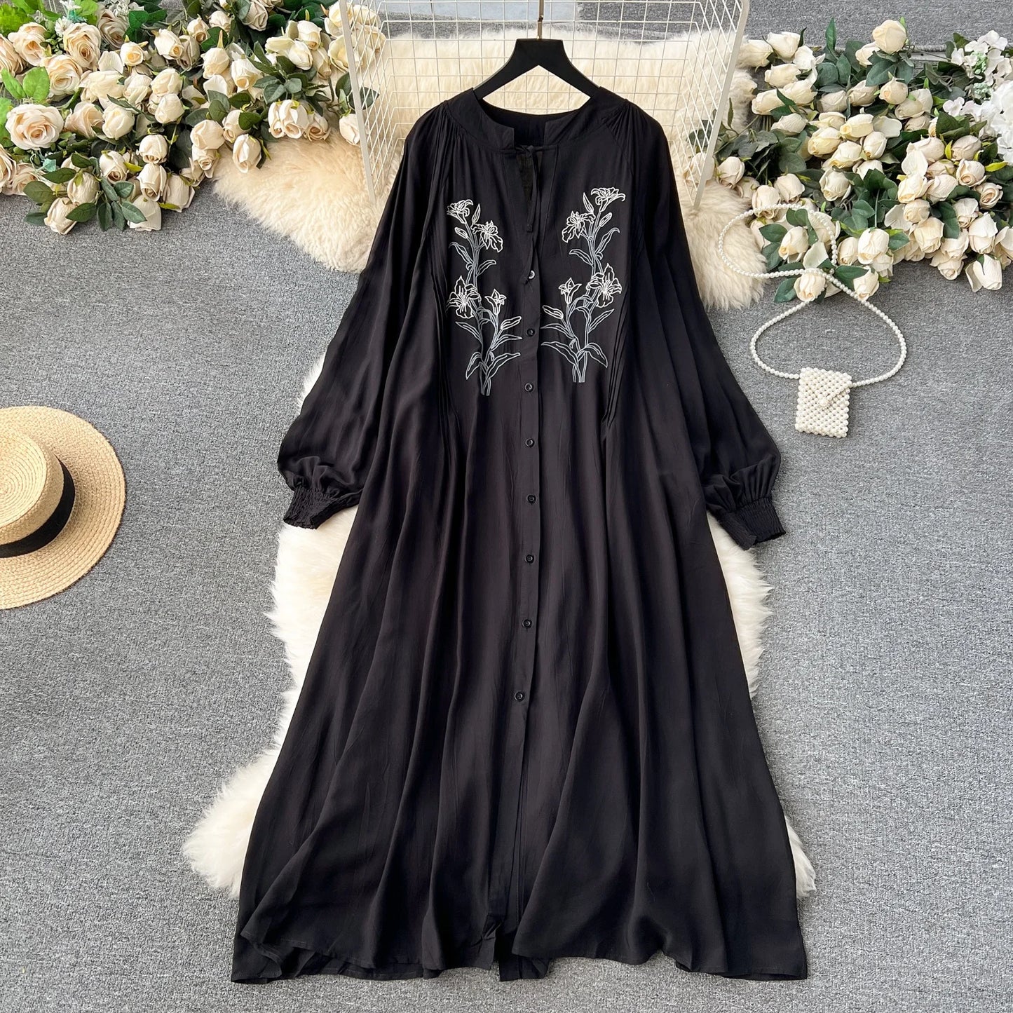 Qadira Embroidered Loose Tunic Dress