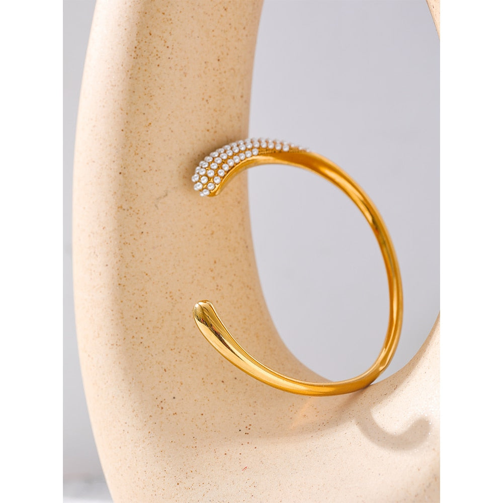 Zelena Cuff Bracelet Bangle