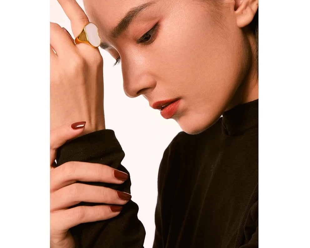 Anastasia Irregular Natural Shell  Rings