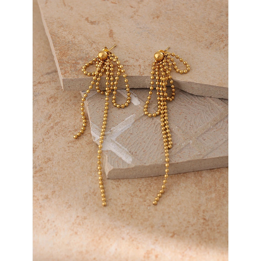 Annika Drop Earring