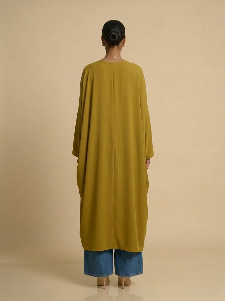 Ramiza Curved slit Top