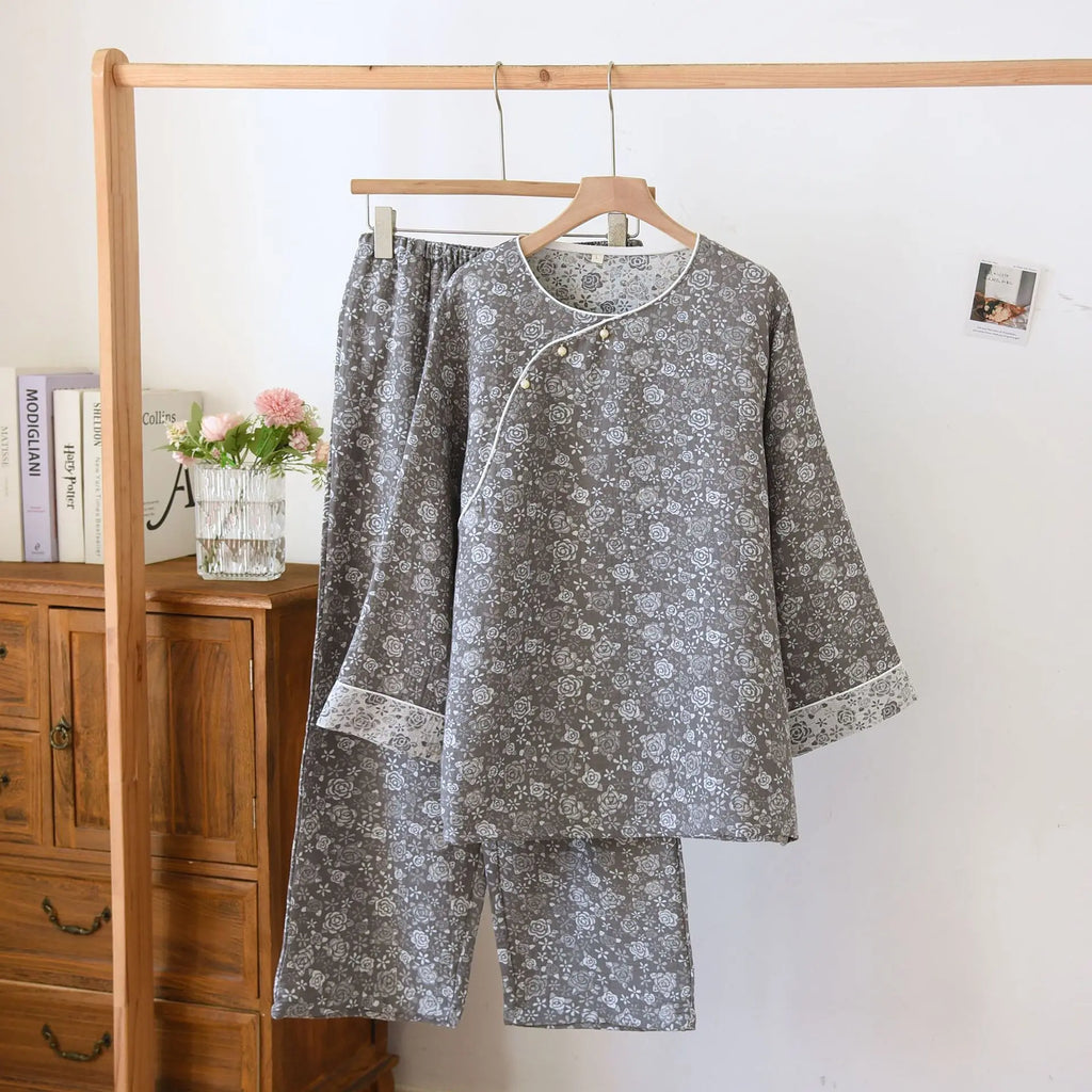 50301562913077|50301562978613|50301563011381