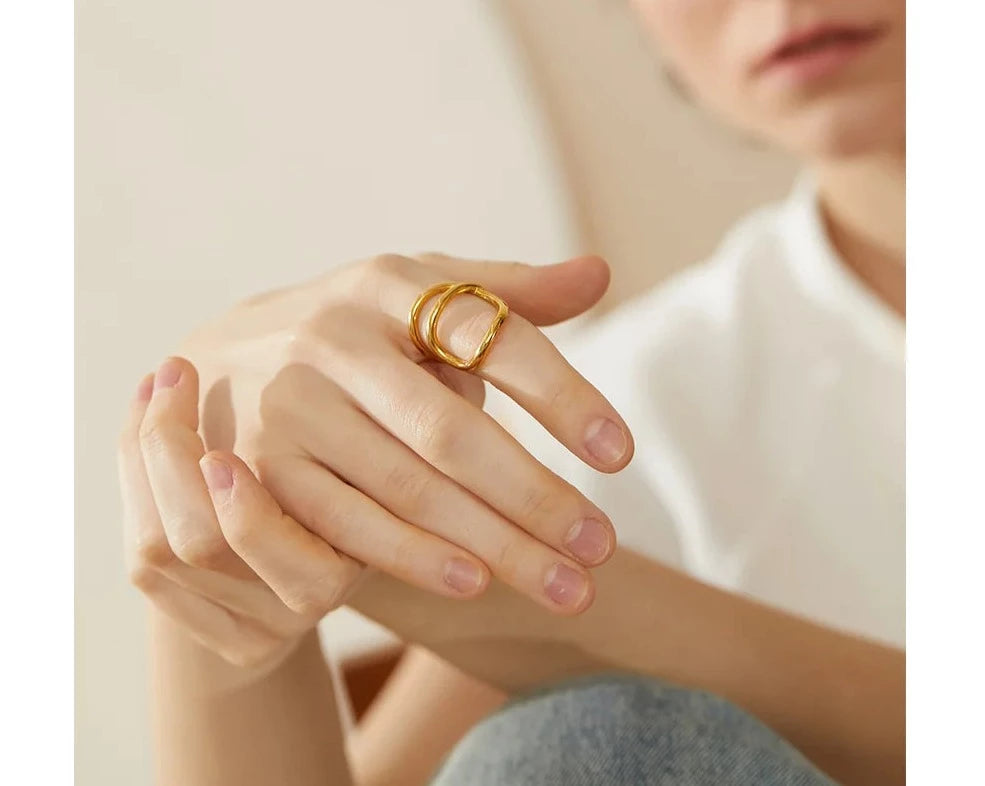 Geometric abstract ring