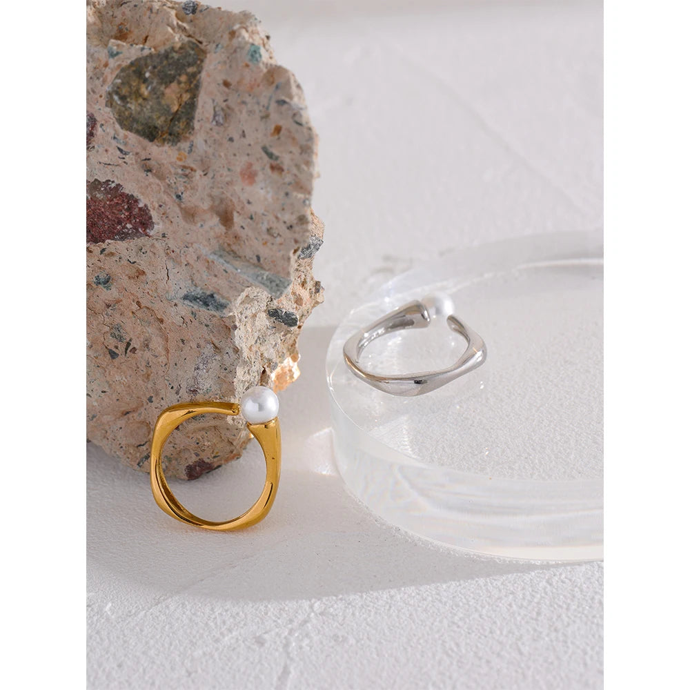 Athena Square Geometric Ring (2 Colors)