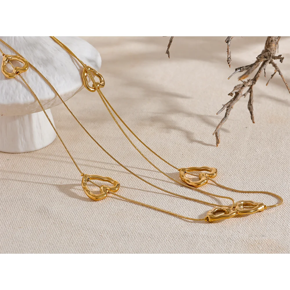 Callie Heart Necklace