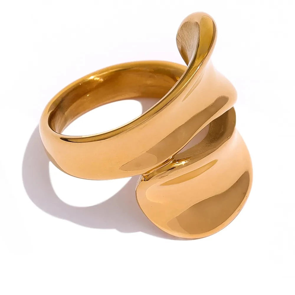 Leilani Statement Ring