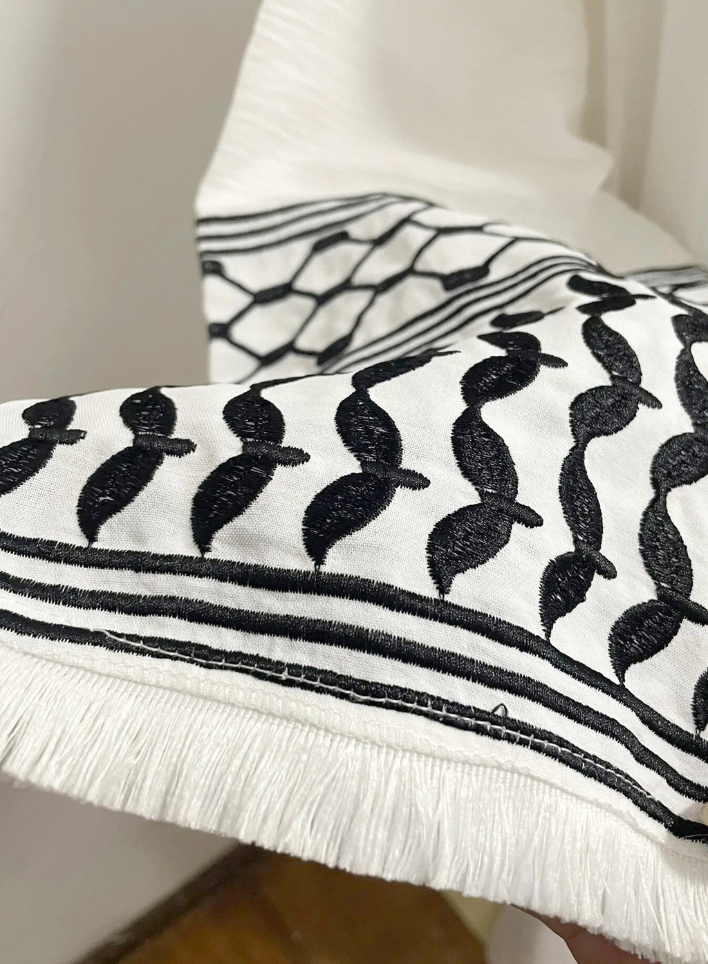 Palestinian Keffiyeh inspired Kimono Abaya Robe (5 colors)